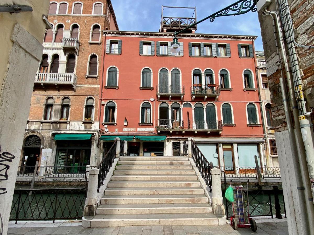 Appartamento Casa Anna - elegance - brightness - canal view Venezia Esterno foto