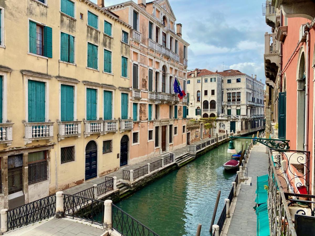 Appartamento Casa Anna - elegance - brightness - canal view Venezia Esterno foto