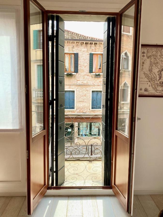 Appartamento Casa Anna - elegance - brightness - canal view Venezia Esterno foto